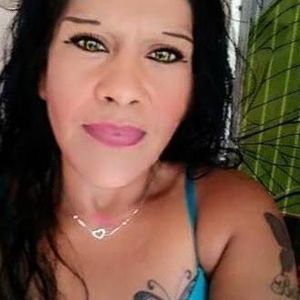 Meet your Posher, Leticia